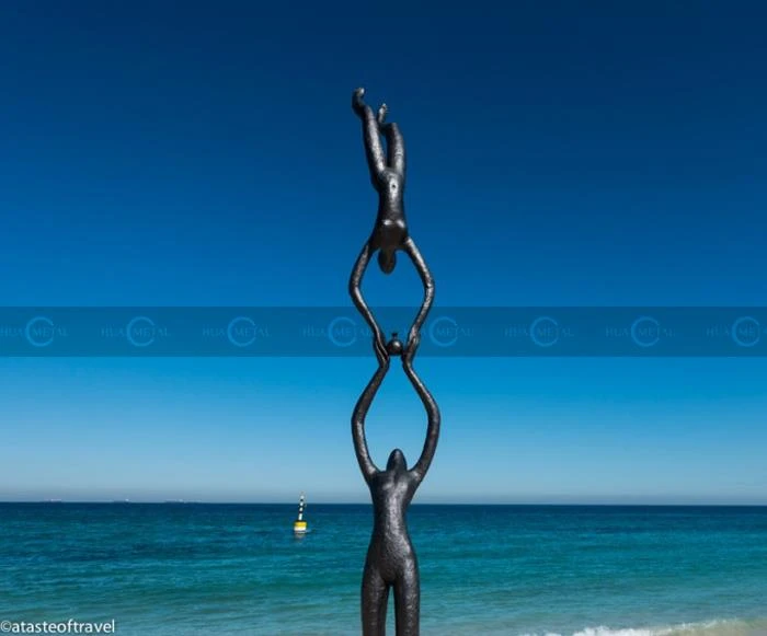 Sculpture-by-the-Sea-Cottesloe-2015-16-680x564